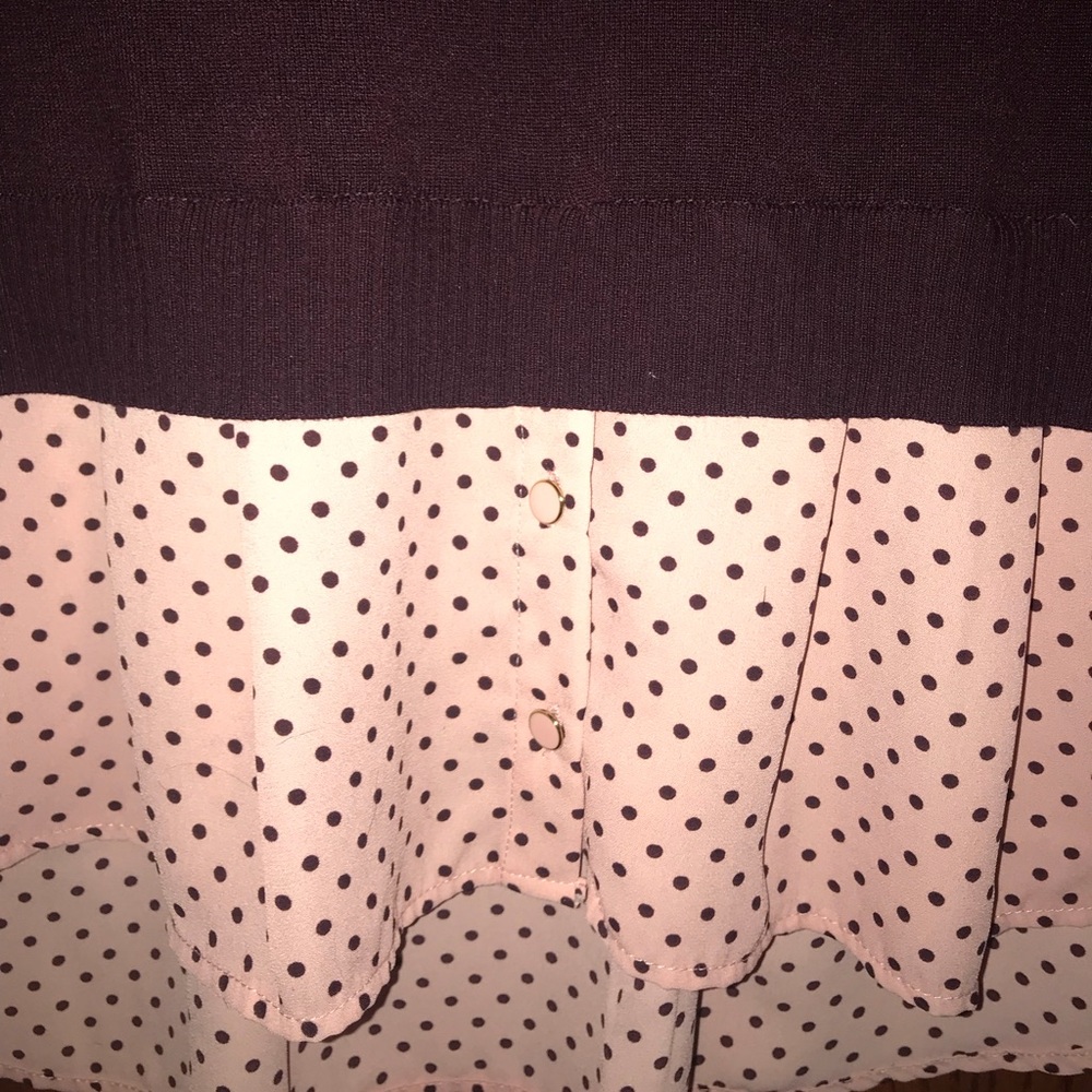 Sweater - Picture 2 of 6